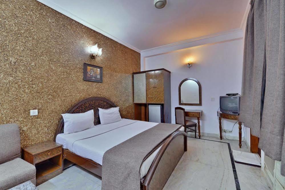 Hotel Rahul Palace Nueva Delhi Exterior foto